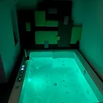 Jacuzzi La Stratodda Ostuni Torre Guaceto Daire