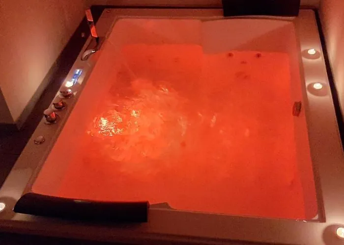La Stratodda Con Jacuzzi In Privato Vicino Al Mare * San Vito dei Normanni