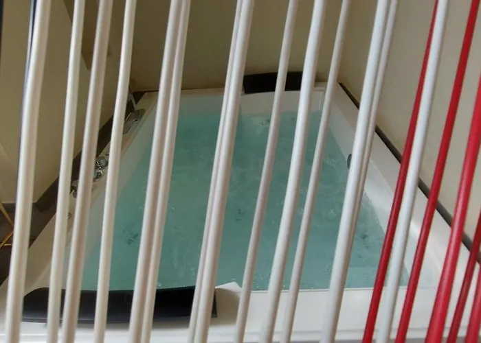 Apartment Jacuzzi La Stratodda Ostuni Torre Guaceto San Vito dei Normanni