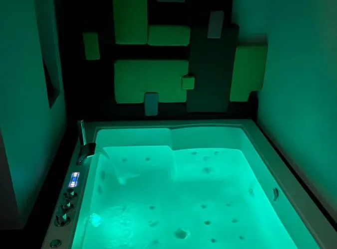 Jacuzzi La Stratodda Ostuni Torre Guaceto Apartment